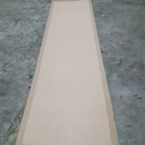 QUALITY DESIGNER AREA RUG - APPROXIMATELY 295X80CM