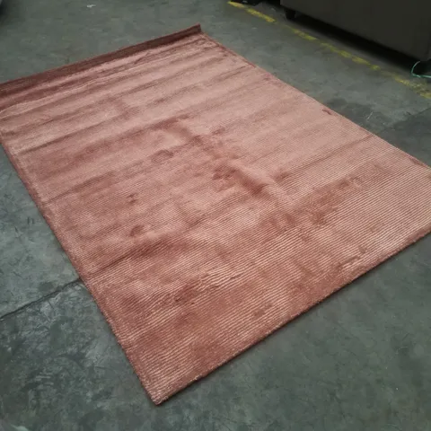 QUALITY DESIGNER AREA RUG APPROXIMATELY 160×230CM