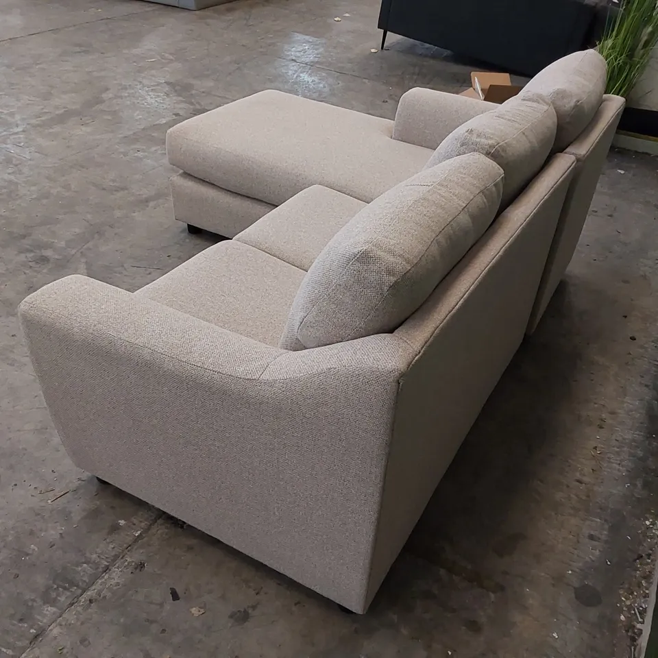 DESIGNER OATMEAL FABRIC UPHOLSTERED CHAISE SOFA 