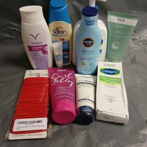 APPROXIMATELY 20 ASSORTED HEALTH & BEAUTY PRODUCTS TO INCLUDE CETAPHIL OILY SKIN CLEANSER, REN EVERCALM GENTLE CLEANSING GEL, PIXI BROW TAMER, ETC