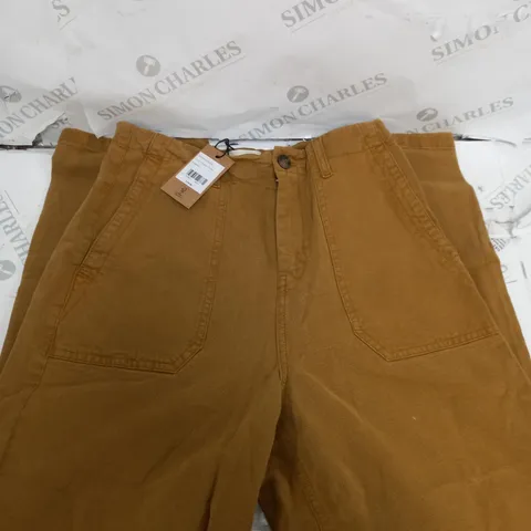 HUSH CYRUS STRAIGHT LEG CHINO JEANS