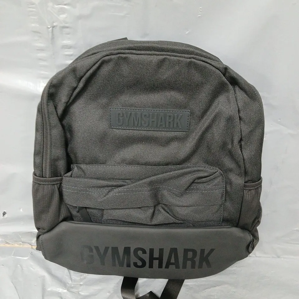 GYMSHARK EVERYDAY BACKPACK IN BLACK