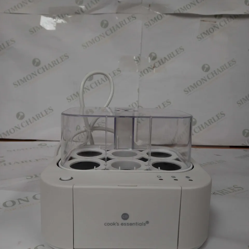 COOK'S ESSENTIALS THE SMART TALKING EGG COOKER