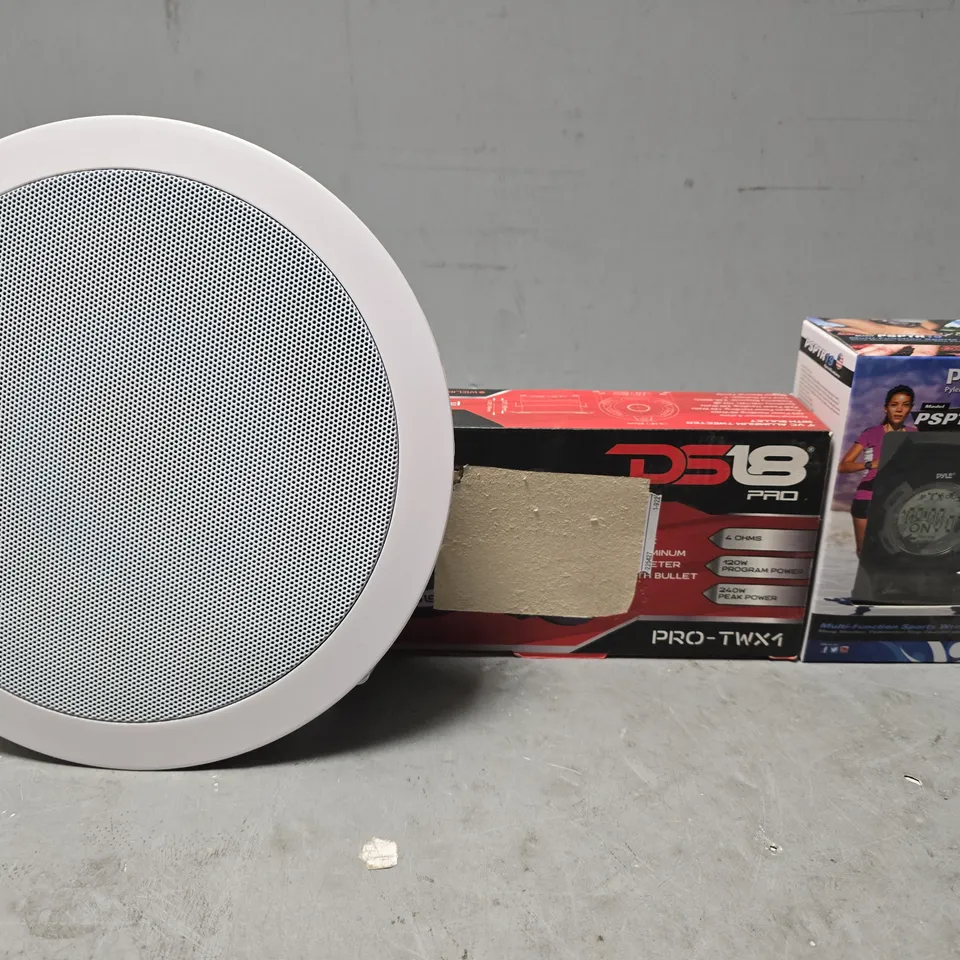 BOX OF APPROXIMATELY 6 ASSORTED ITEMS TO INCLUDE - PYLE PSPTR WATCH , DS18 PAD , PYLE 6.5 IN WALL SPEAKER ETC