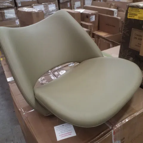 BOXED CONTOUR BARSTOOL GOLD OLIVE PU