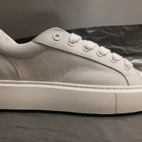 BOXED PAIR OF ARNE STUDIO TRAINERS IN WHITE UK SIZE 7