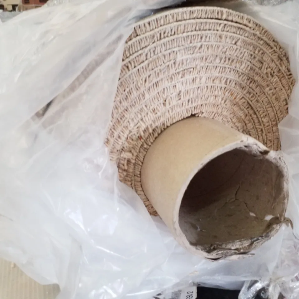 ROLL OF QUALITY PRESTIGE TWIST 50 AB 3229/0700 SANDSTONE CARPET APPROXIMATELY 7.5×5M