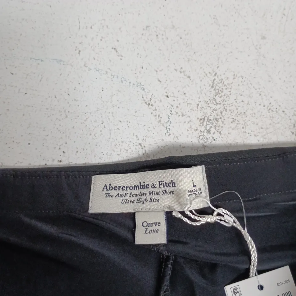 ABERCROMBIE & FITCH SCARLETT MINI SHORT – ULTRA HIGH RISE, CURVE LOVE, UK L