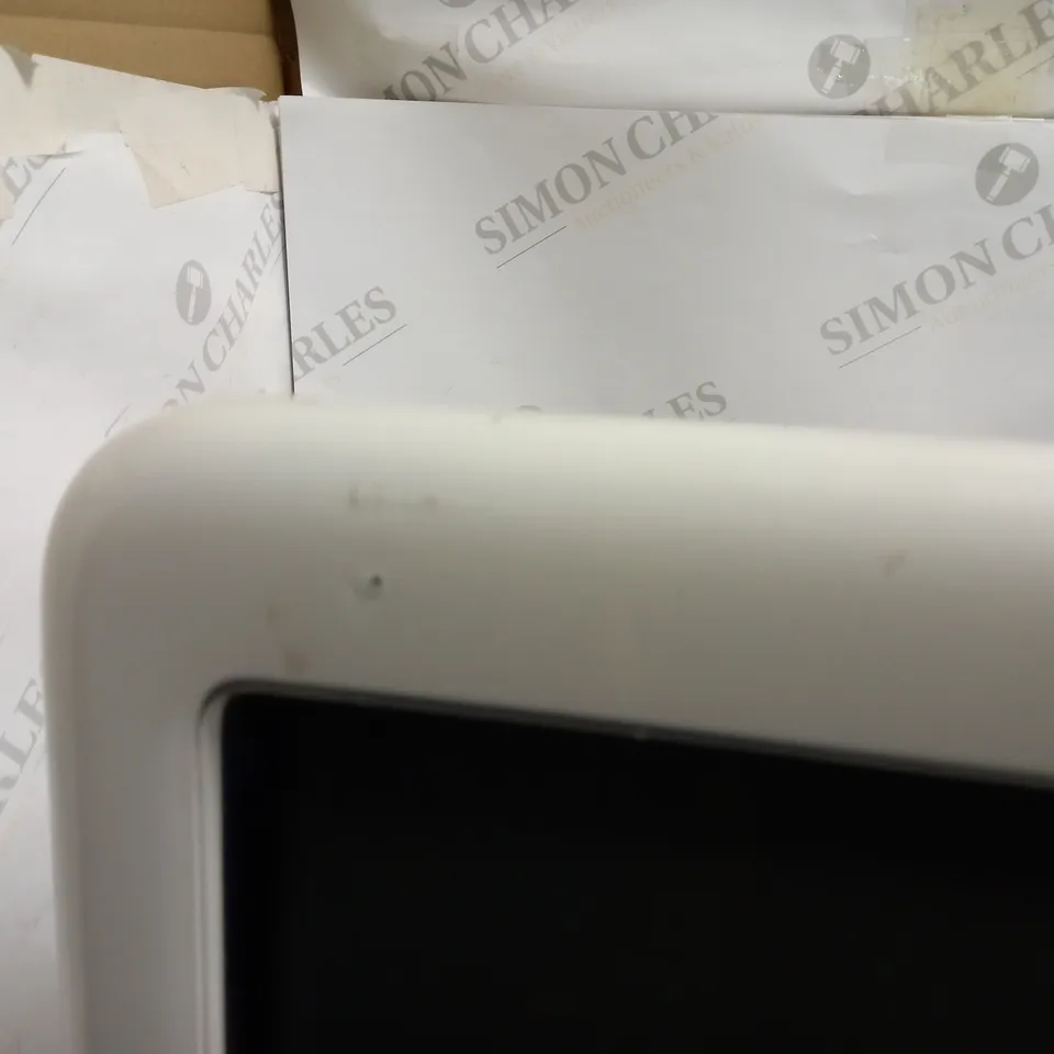 APPLE EMAC A1002 MONITOR - WHITE