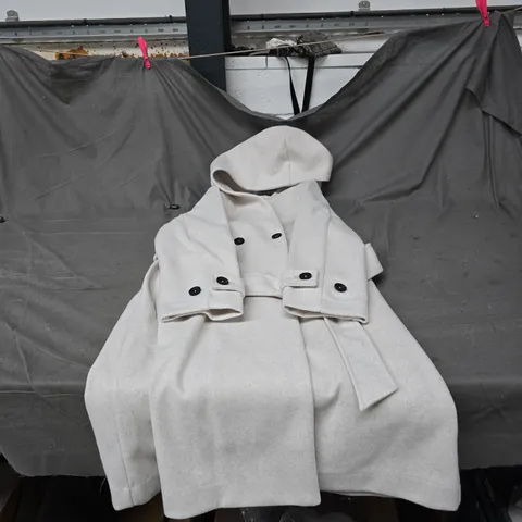 ZARA BEIGE LONG BELTED COAT β WOMEN'S OUTERWEAR, SIZE M (TAG ATTACHED)