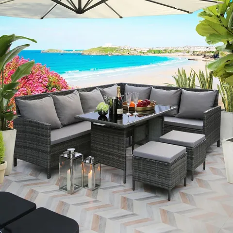 BOXED KISSNER RATTAN 7-PERSON SEATING GROUP (3 BOXES)