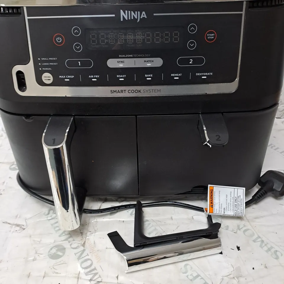 BOXED NINJA FOODI MAX 9.5L DUAL ZONE AIRFRYER AF451UK