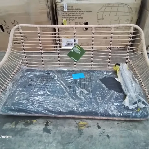 APOLIMA STEEL BENCH WITH RATTAN EFFECT