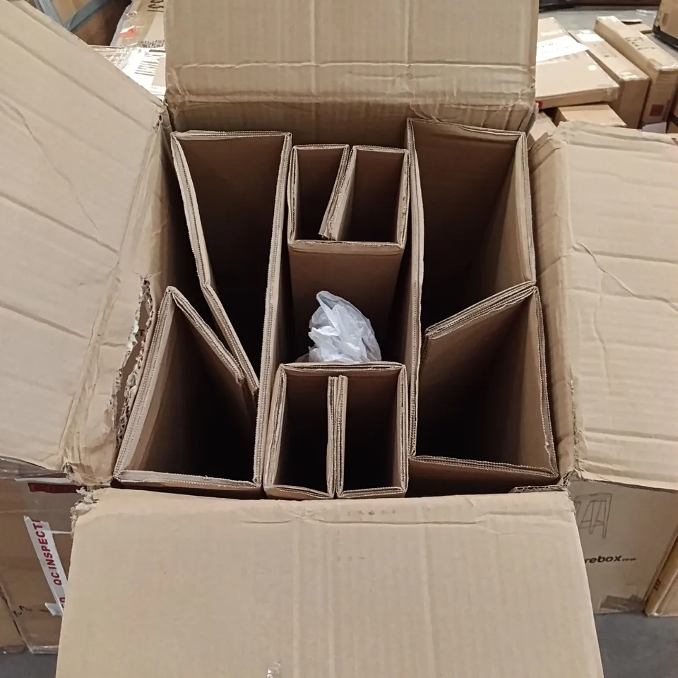 BOXED FLOOR LAMP (1 BOX)