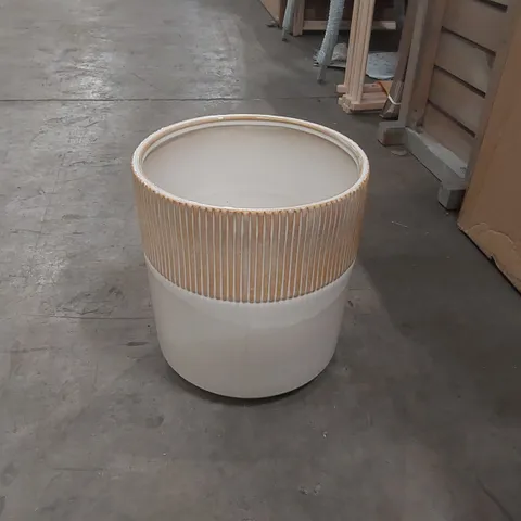 HILLESLEY POT CERAMIC