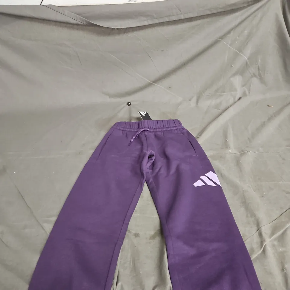 ADIDAS PURPLE JOGGERS AGE 5 TO 6 YEARS 