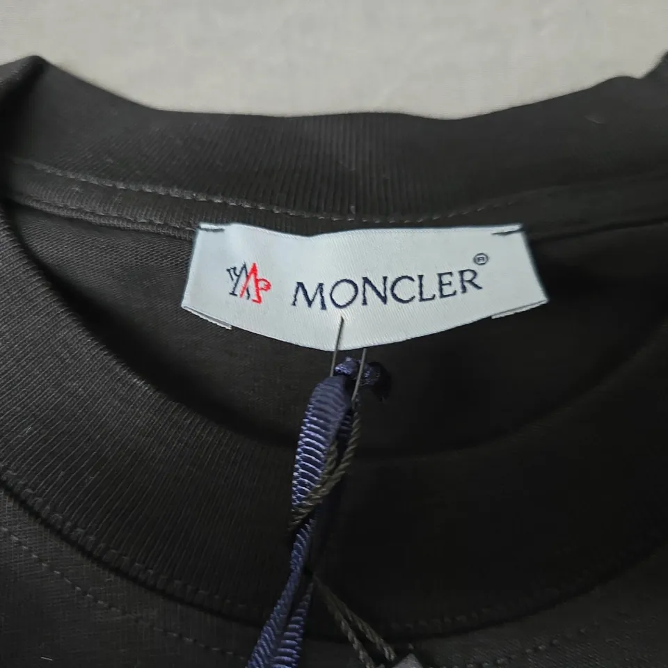 BLACK MONCLER LOGO TEE SIZE M 