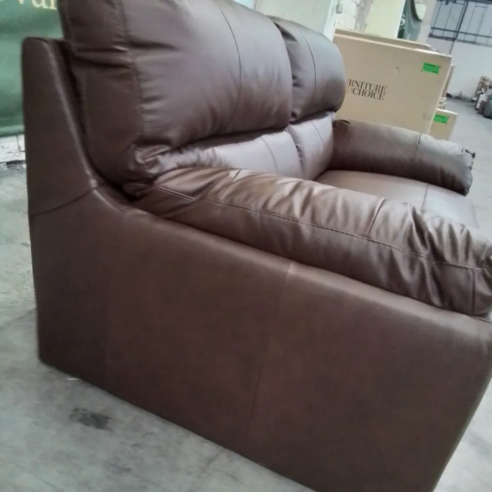 DESIGNER 2 SEATER BROWN LEATHER UPHOLSTERED SOFA