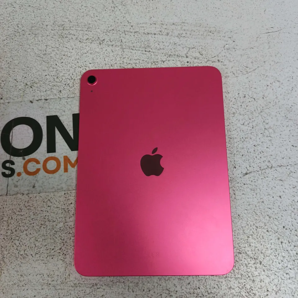 PINK IPAD POSSIBLE DISPLAY