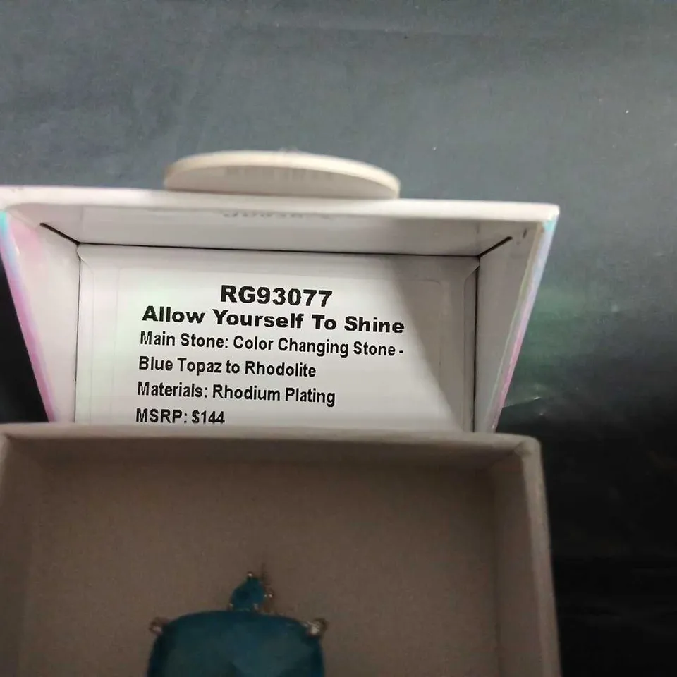 BOMB PARTY RG93077 ALLOW YOURSELF TO SHINE RING – COLOR CHANGING STONE (BLUE TOPAZ TO RHODOLITE), RHODIUM PLATING