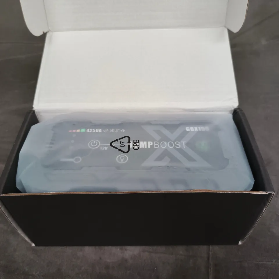 CAR JUMP STARTER POWER BANK 12V 