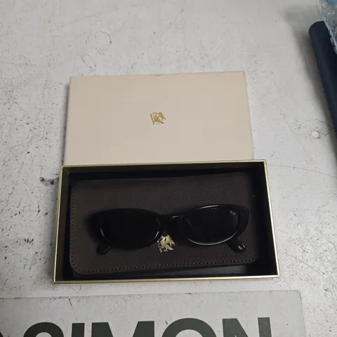 PRAGNELL SUNGLASSES – DARK LENSES WITH TORTOISESHELL ARMS