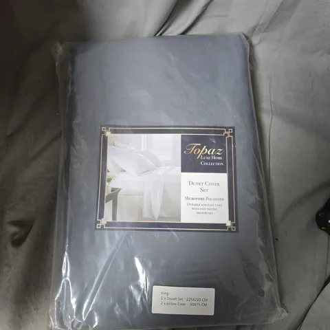 TOPAZ LUXE HOME COLLECTION DUVET COVER SET – KING SIZE MICROFIBER POLYESTER, BOX OF APPROXIMATELY 10