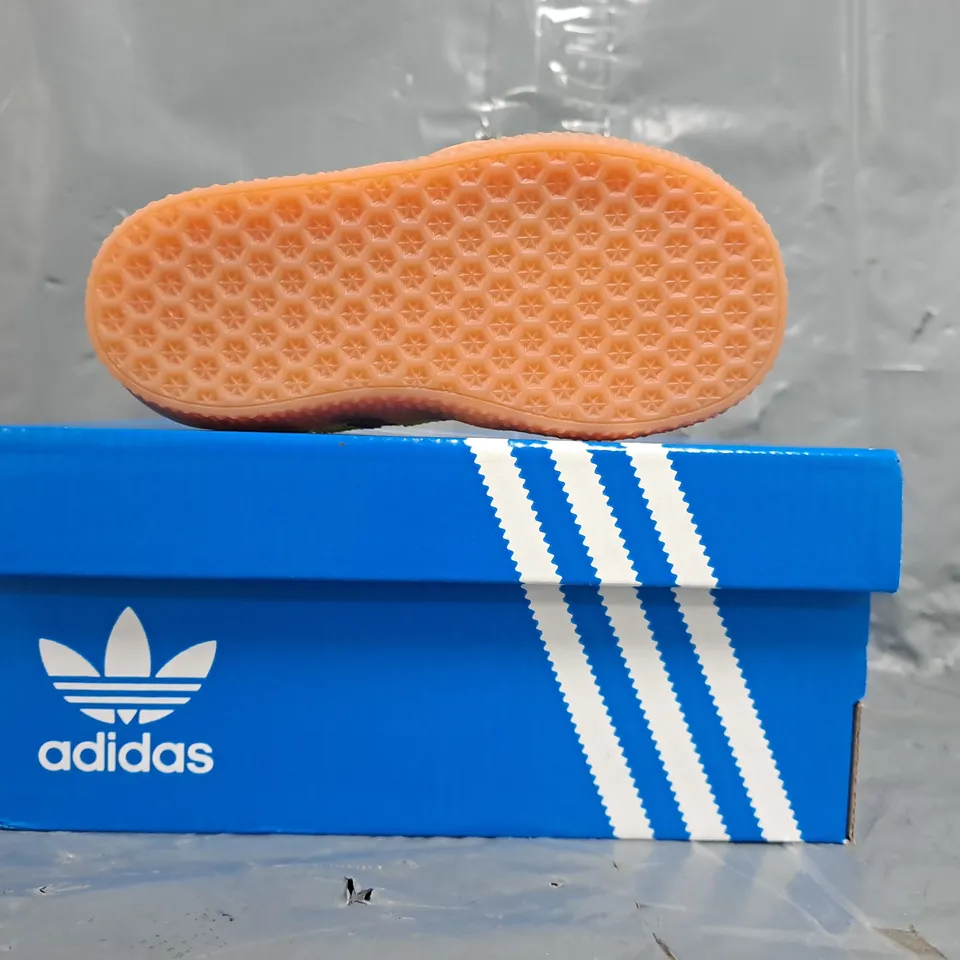 BOXED PAIR OF ADIDAS GAZELLE INFANT SHOES IN PURPLE/LIME SIZE UK 5