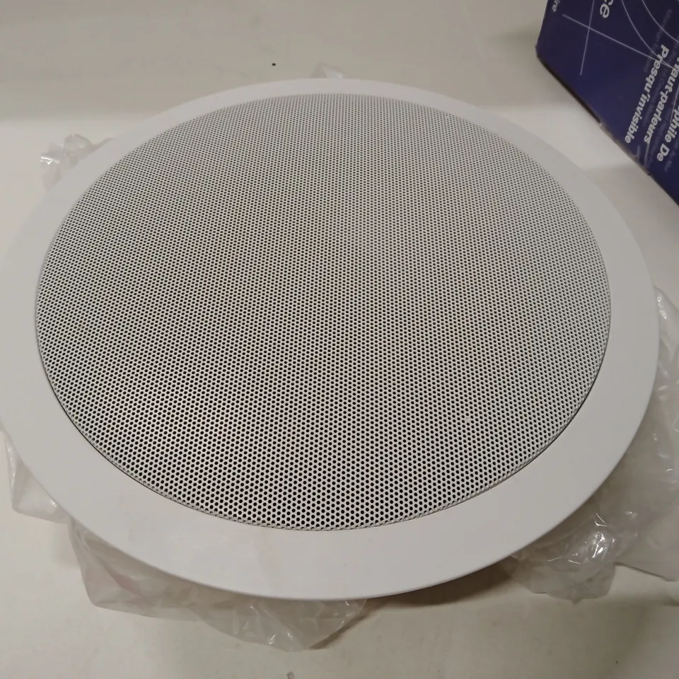 BOXED POLK AUDIO RC80I IN-WALL SPEAKERS (PAIR) – WHITE
