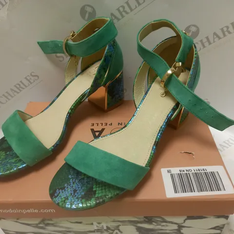 BOXED OREENA GREEN SUEDE HEELS - SIZE 6