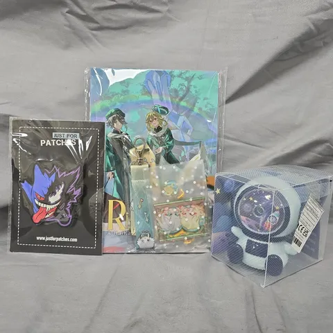 APPROXIMATELY 10 ASSORTED TOYS AND GAMES TO INCLUDE GENGAR PATCH, ETC