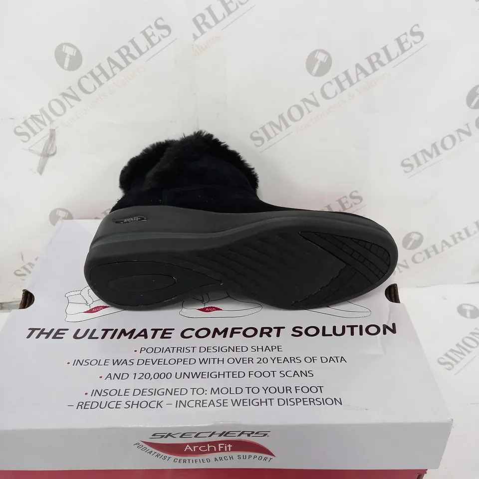 SKECHERS BLACK WEDGE BOOTS - SIZE 6.5