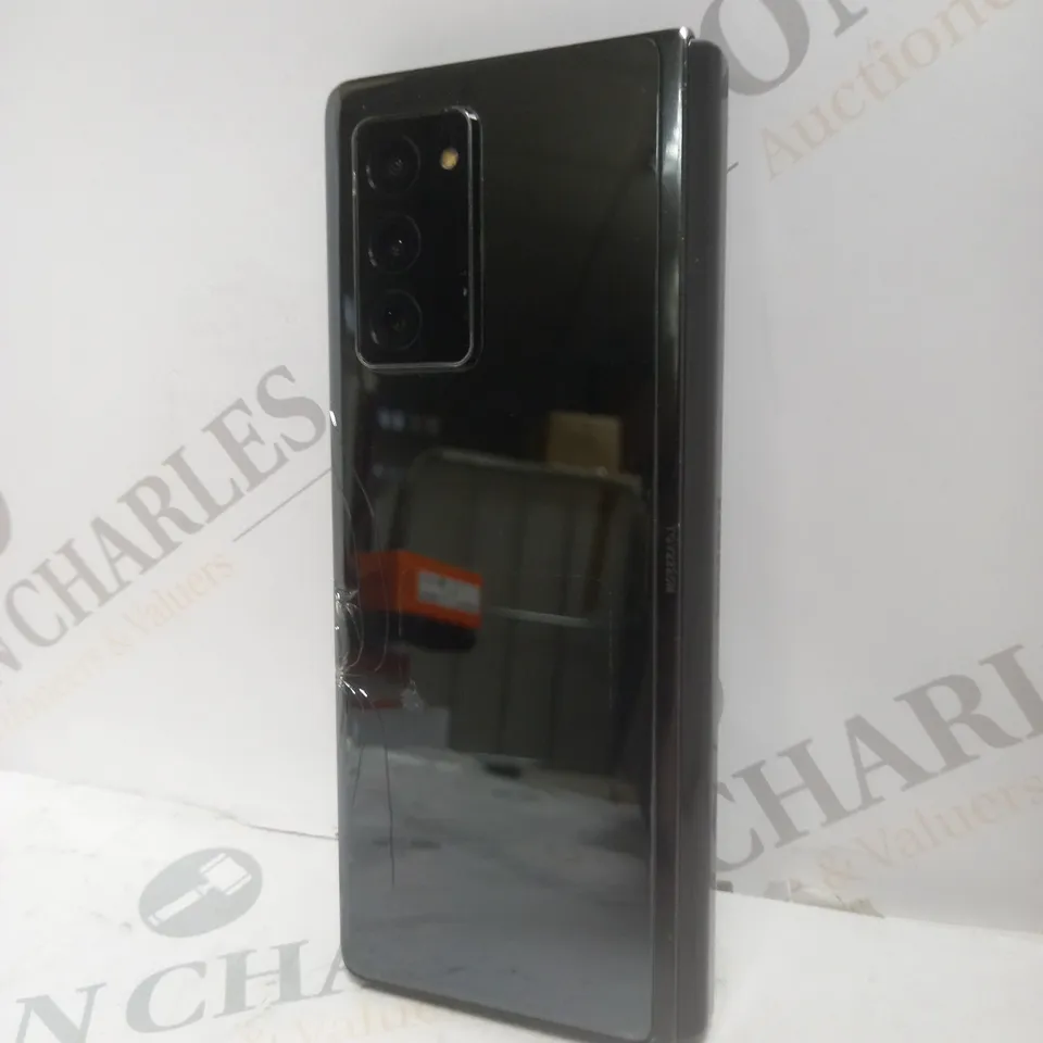 SAMSUNG GALAXY Z FOLD 2 SMARTPHONE 