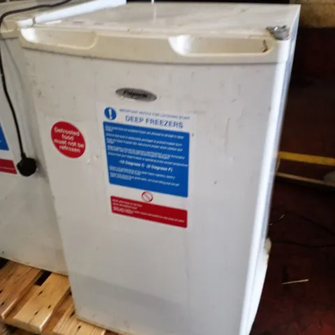 FRIDGEMASTER MUZ4965 UNDER COUNTER FREEZER