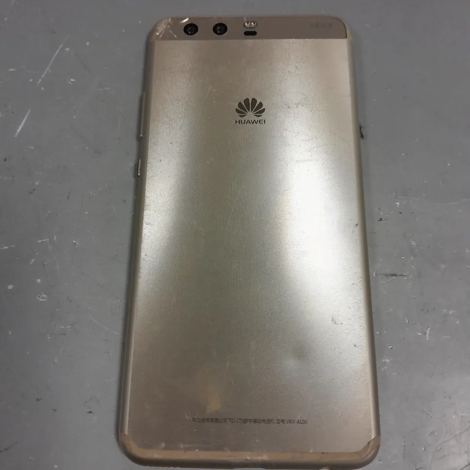 UNBOXED HUAWEI LEICA MOBILE PHONE