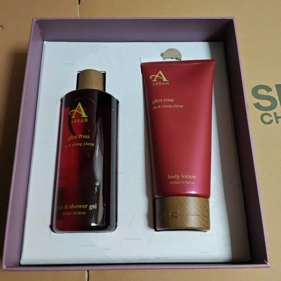 ARRAN GLEN ROSA BATH & SHOWER GEL & BODY LOTION GIFT SET