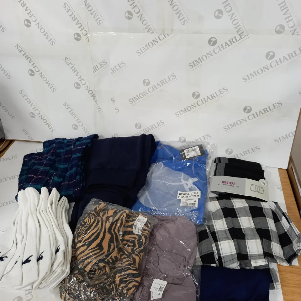 BOX OF ASSORTED CLOTHING ITEMS TOO INCLUDE TOPS , TROUSERS AND DRESSES , ETC 