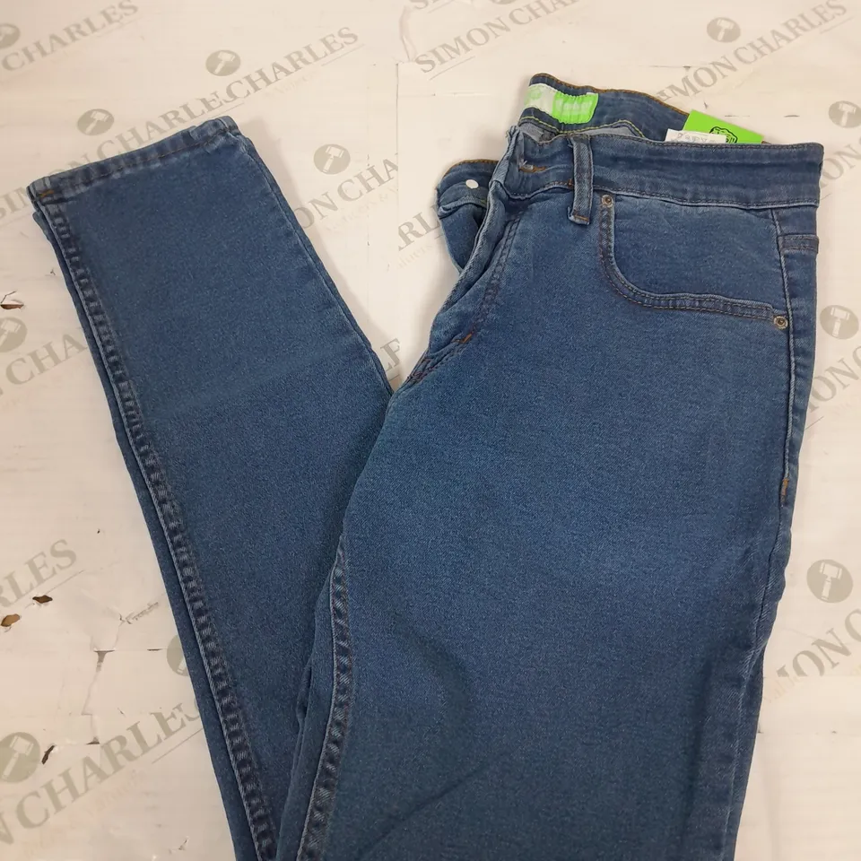 BRO DENIM JEANS IN NAVY - SIZE 32