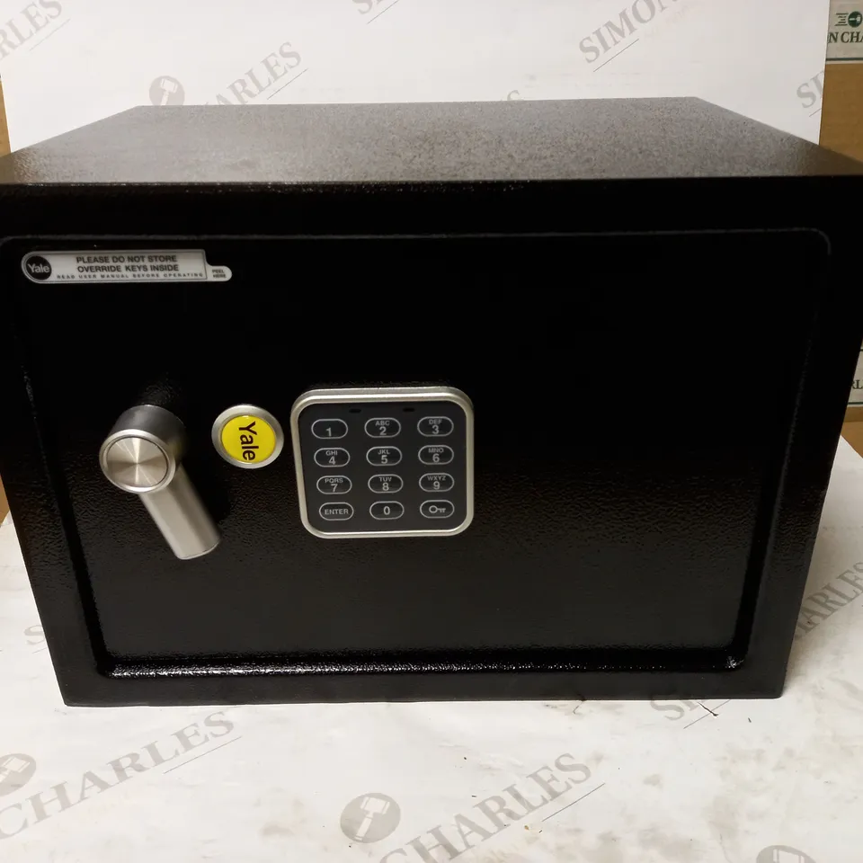 YALE ELECTRONIC SAFE MEDIUM 