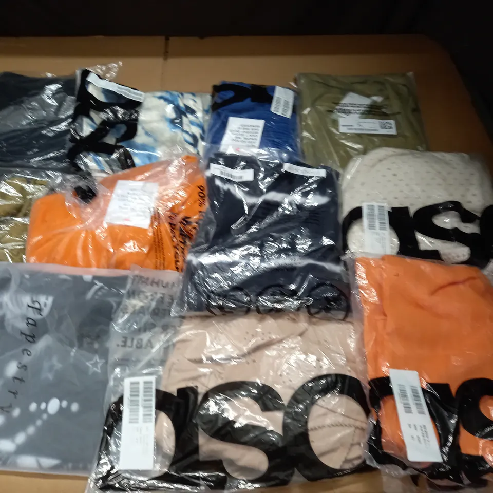 LARGE QUANTITY OF ASSORTED BAGGED CLOTHING ITEMS TO INCLUDE ASOS AND TAPESTRY