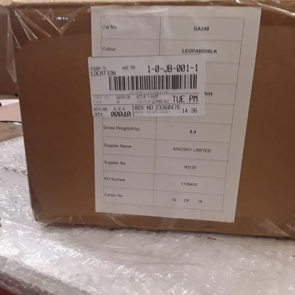 BOXED BRAND NEW SIMPLY BE T SHIRTS SIZE 24 LEOPARD AND BLACK COLOUR APPROXIMATELY 40 PIECES