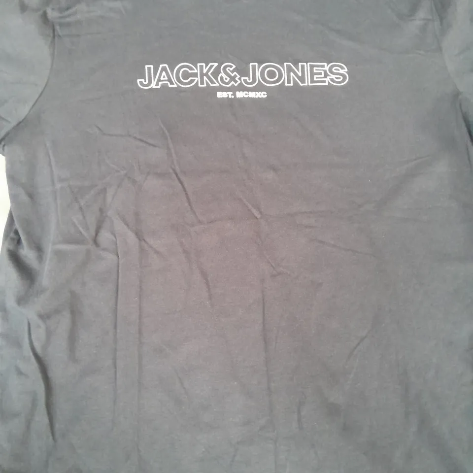 JACK & JONES CREW NECK T-SHIRT IN NAVY SIZE LARGE