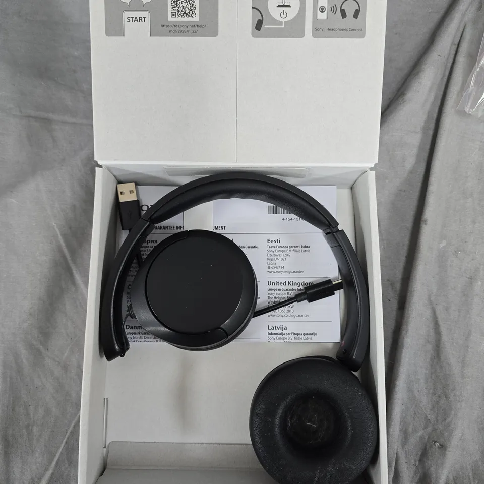 BOXED SONY WH-CH520 WIRELESS BLUETOOTH HEADPHONES - BROKEN EAR CUP