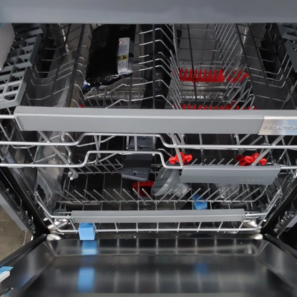 HISENSEC16 PLACE INTEGRATED FULL SIZE DISHWASHER 
