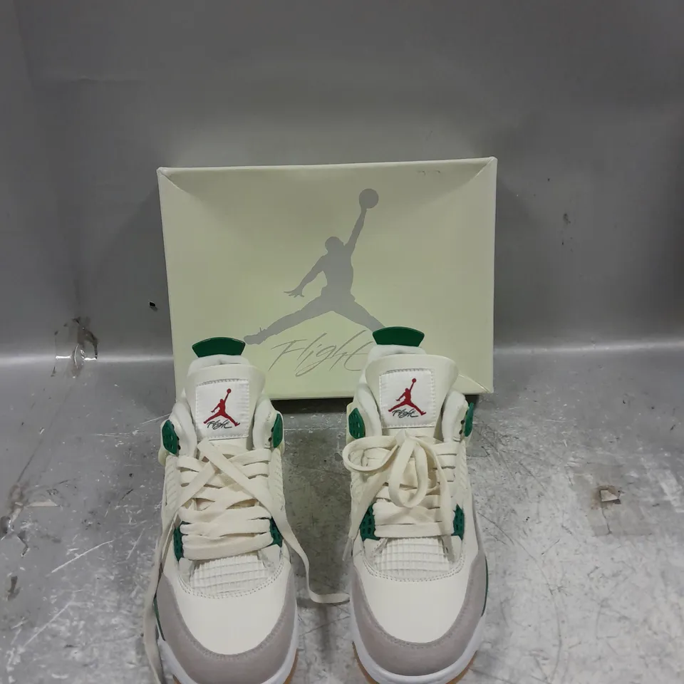 BOXED PAIR OF NIKE AIR JORDAN 4 RETRO SP SAIL /WHITE/ PINE GREEN UK 5.5