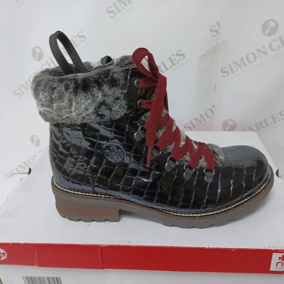 BOXED PAIR OF RIEKER CROCODILE FINISH HIKING BOOTS IN BLACK - SIZE 5