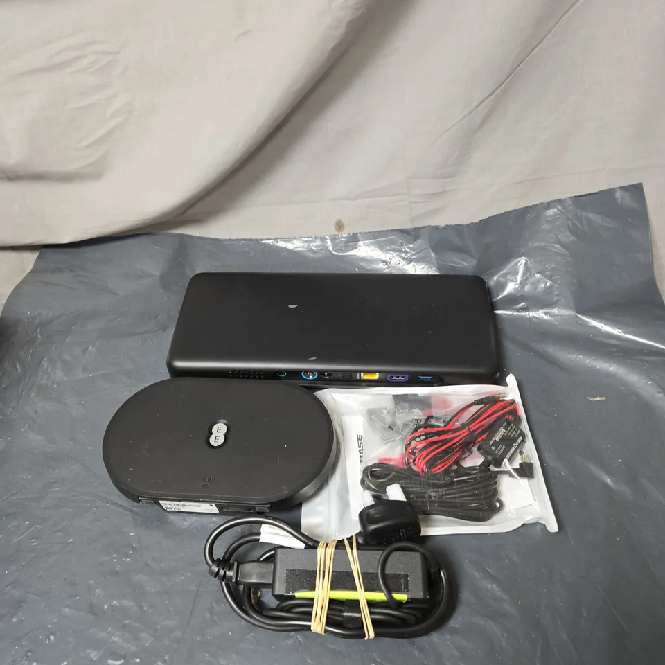 APPROXIMATELY 12 ASSORTED ITEMS TO INCLUDE ROUTER, TV BOX PRO, CABLES ETC