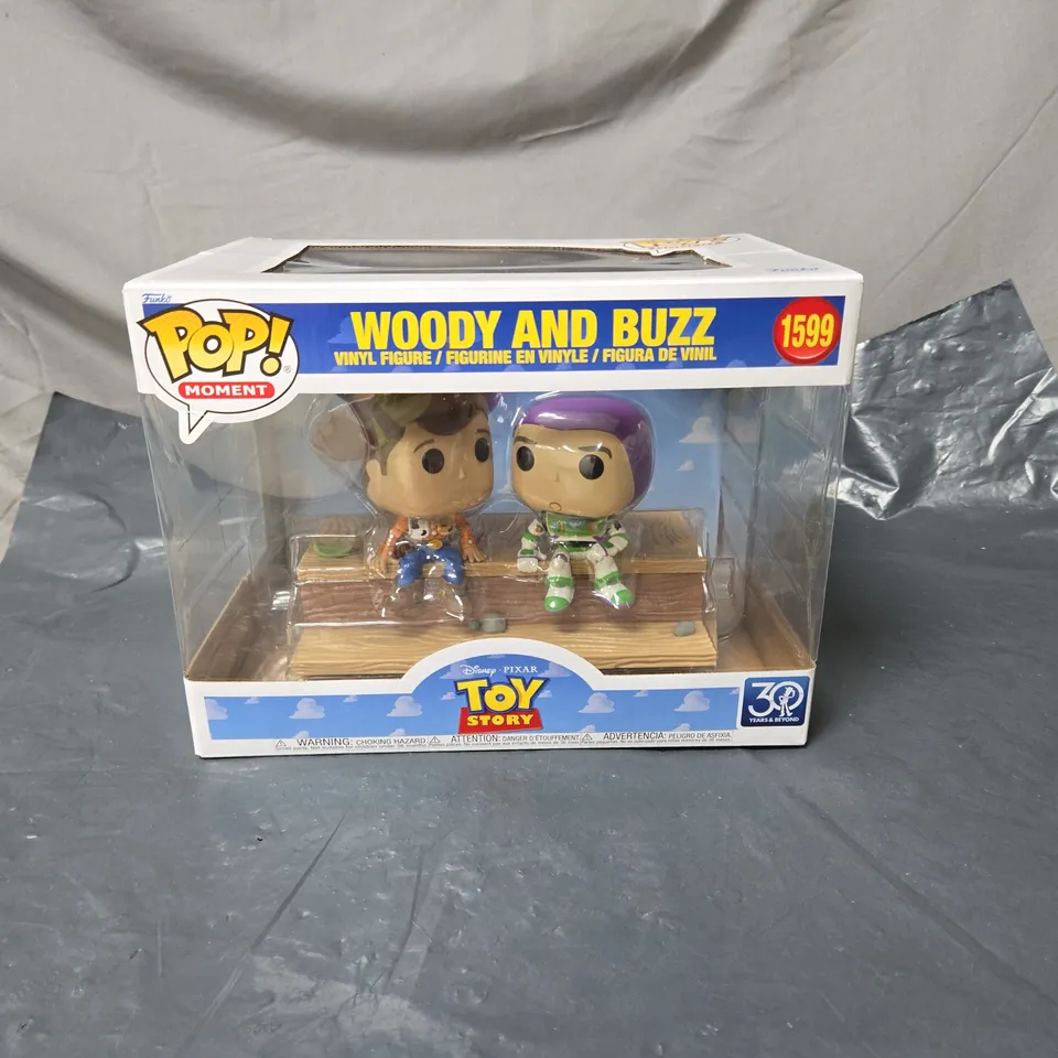 FUNKO POP! MOMENT WOODY & BUZZ LIGHTYEAR – TOY STORY (WINDOW BOX)