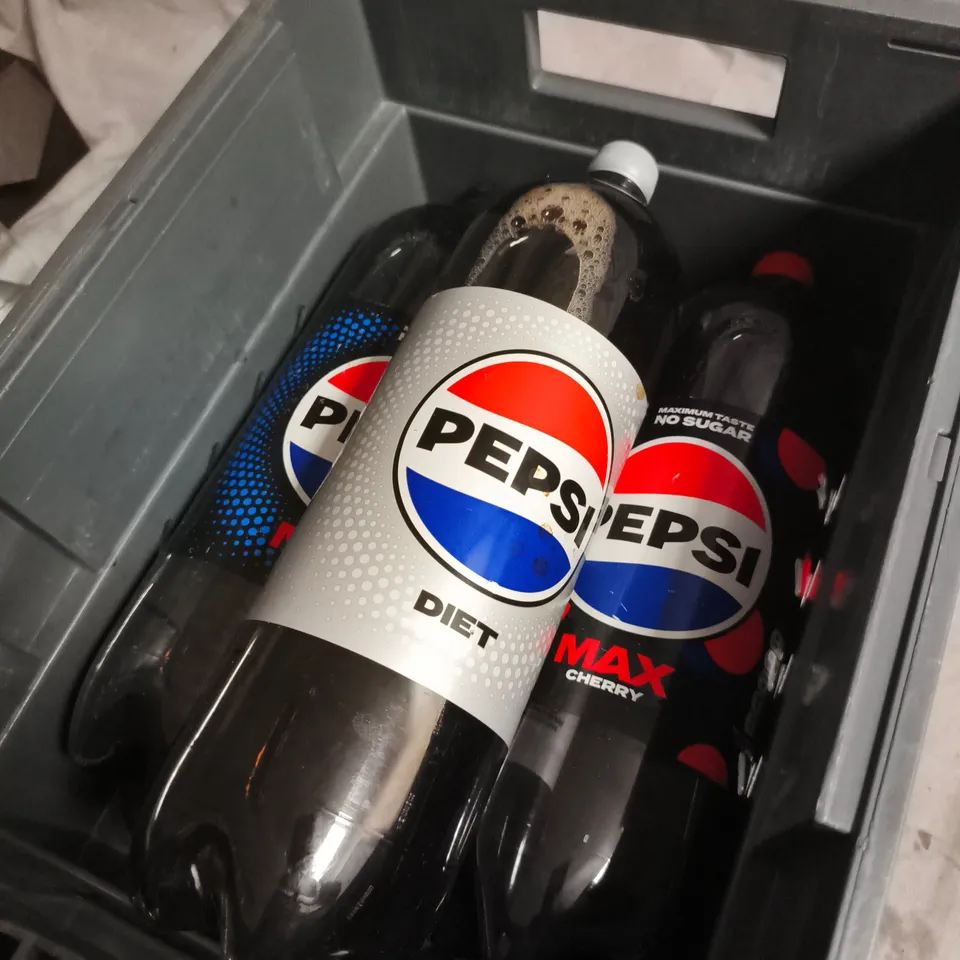 3 X  PEPSI 2L PLASTIC BOTTLE