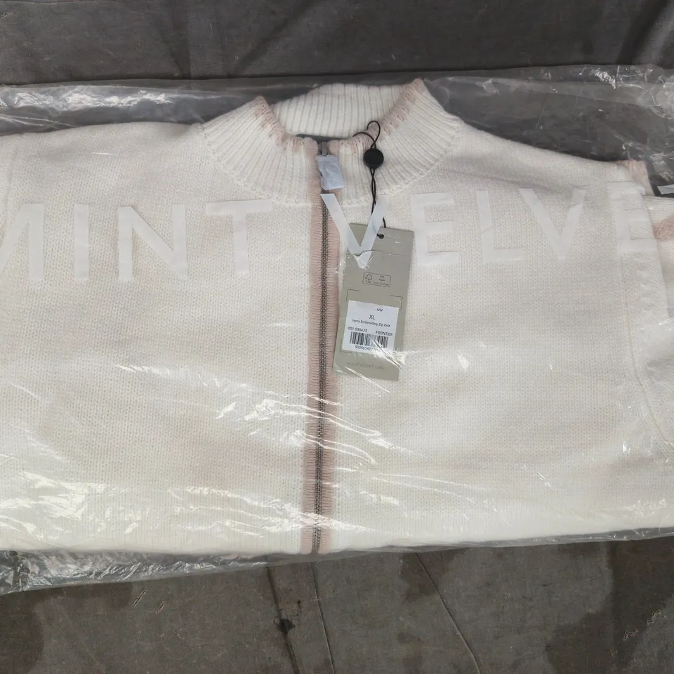 BAGGED MINT VELVET IVORY EMBROIDERY ZIP KNIT TOP SIZE XL